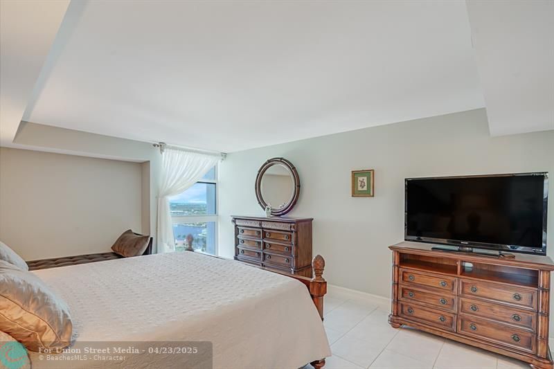 1360 S Ocean Boulevard Pompano Beach FL 33062