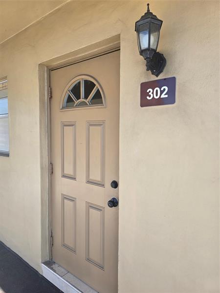 Lauderdale Lakes FL 33313