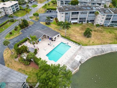 2856 S Garden Drive S Lake Worth FL 33461