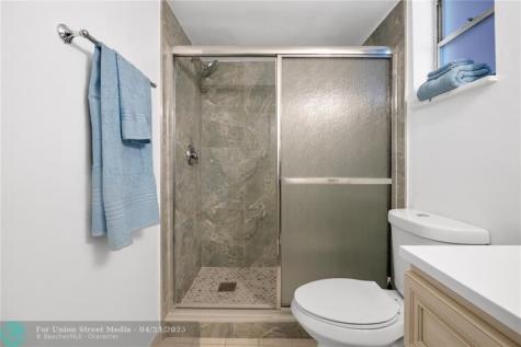 2856 S Garden Drive S Lake Worth FL 33461