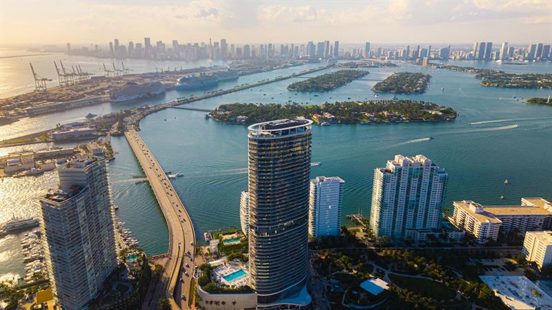 501 West Avenue Miami Beach FL 33139