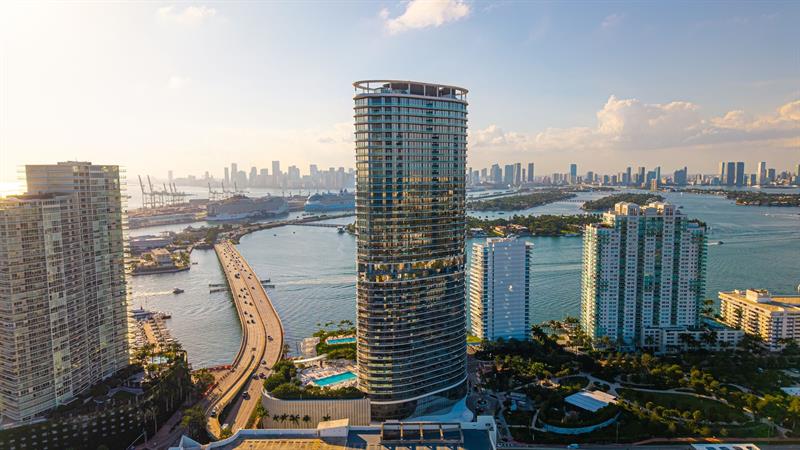 501 West Avenue Miami Beach FL 33139