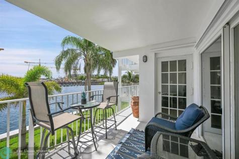 1536 SE 15th Court Deerfield Beach FL 33441