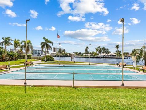 3200 NE 36th Street Fort Lauderdale FL 33308
