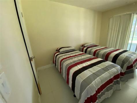 209 Ventnor M Deerfield Beach FL 33442