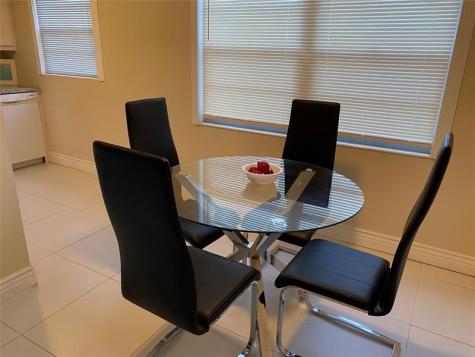 209 Ventnor M Deerfield Beach FL 33442