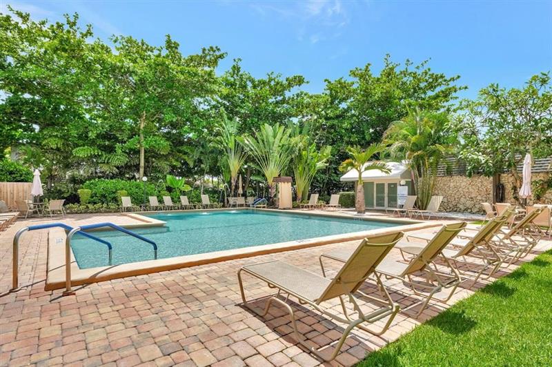 801 S Federal Highway Pompano Beach FL 33062