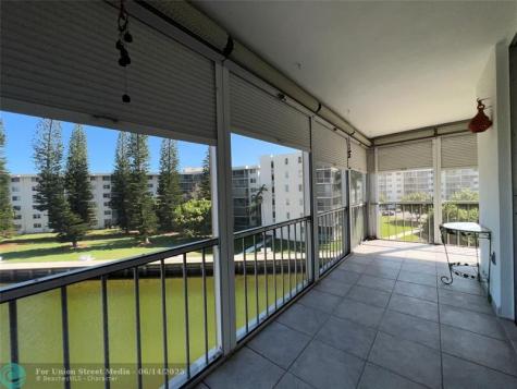 2859 Leonard Drive Aventura FL 33160