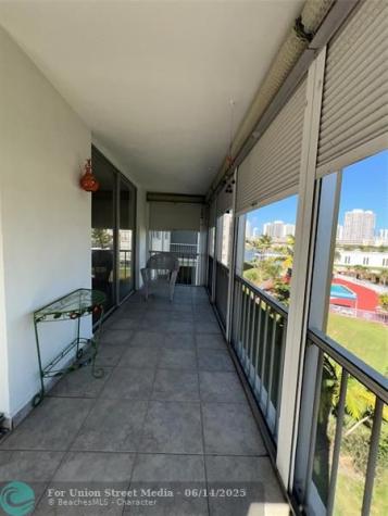 2859 Leonard Drive Aventura FL 33160