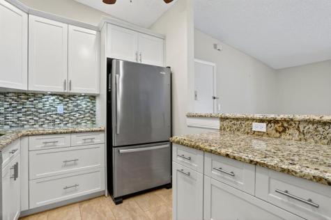 7711 Ashmont Tamarac FL 33321