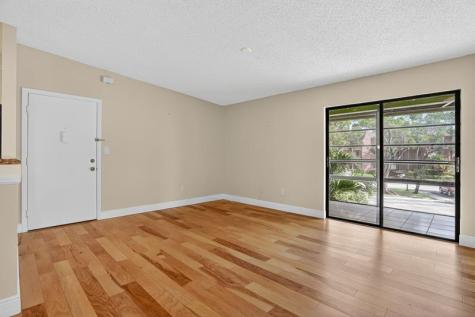 7711 Ashmont Tamarac FL 33321