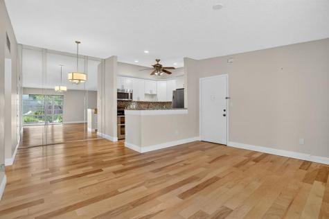 7711 Ashmont Tamarac FL 33321