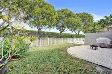 11871 NW 57th Street Coral Springs FL 33076