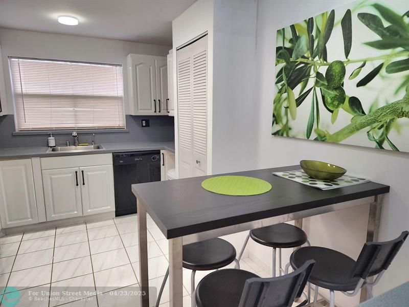 9521 Sunrise Lakes Boulevard Sunrise FL 33322