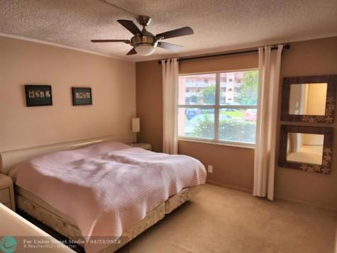 9521 Sunrise Lakes Boulevard Sunrise FL 33322
