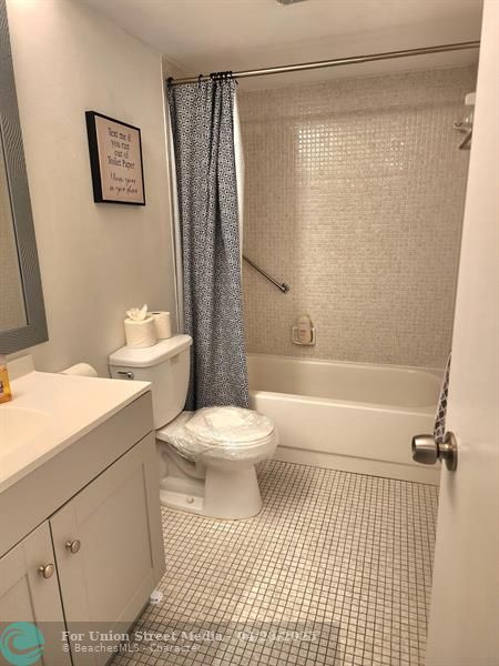 9521 Sunrise Lakes Boulevard Sunrise FL 33322