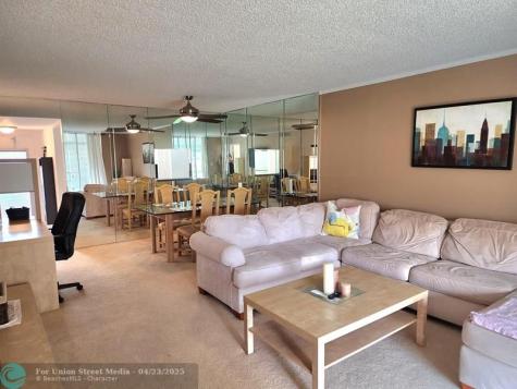 9521 Sunrise Lakes Boulevard Sunrise FL 33322