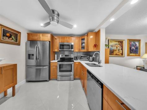 2515 NE 1st Court Boynton Beach FL 33435