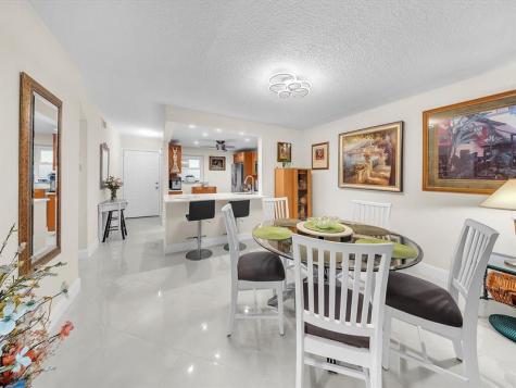 2515 NE 1st Court Boynton Beach FL 33435