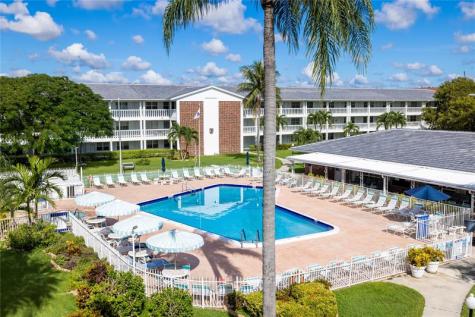 2453 NE 51st Street Fort Lauderdale FL 33308