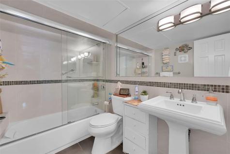 1920 NE 1st Terrace Wilton Manors FL 33305