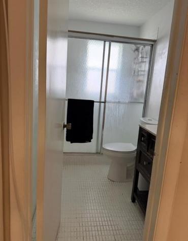 5515 Lakewood Circle Pompano Beach FL 33063