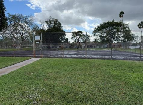 5515 Lakewood Circle Pompano Beach FL 33063