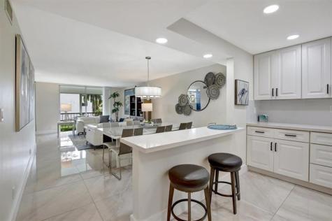 9720 S Hollybrook Lake Drive Pembroke Pines FL 33025