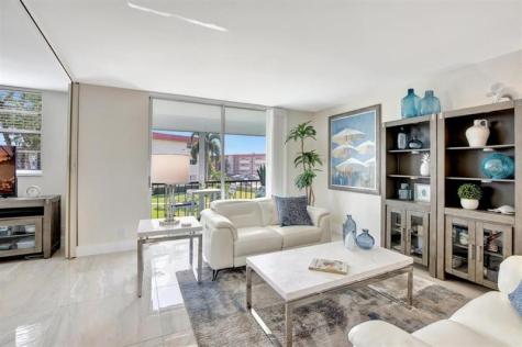 9720 S Hollybrook Lake Drive Pembroke Pines FL 33025