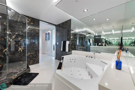 18671 Collins Avenue Sunny Isles Beach FL 33160