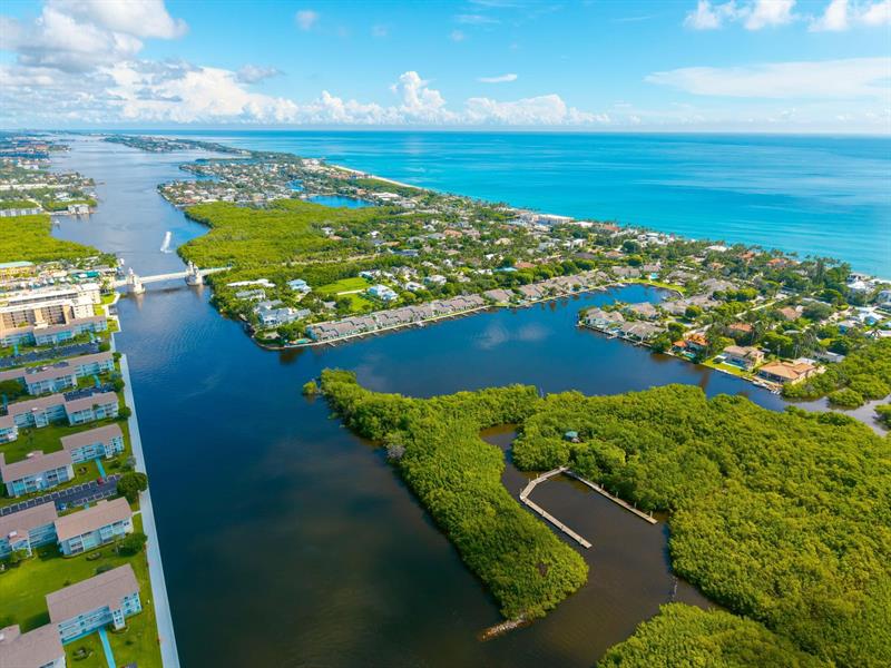 480 Horizons W Boynton Beach FL 33435