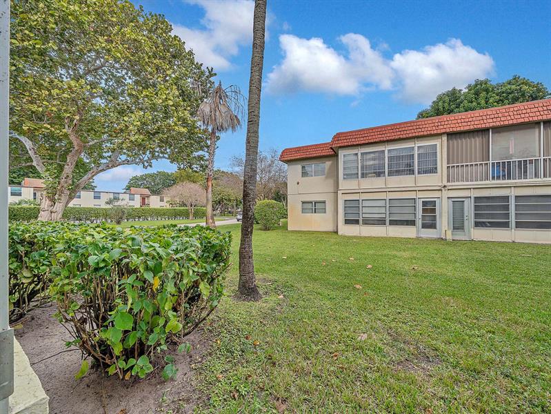 7 Willowbrook Lane Delray Beach FL 33446