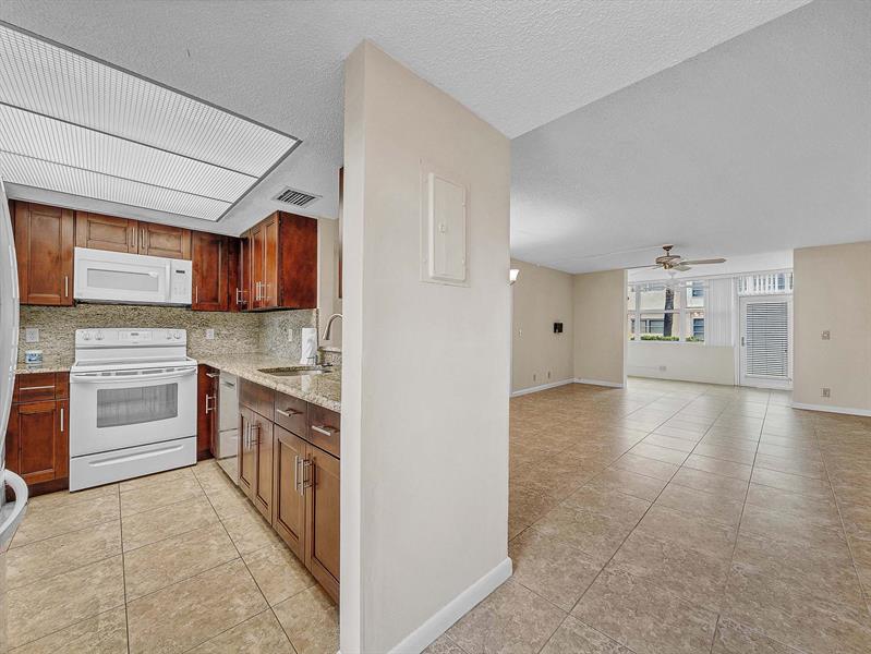 7 Willowbrook Lane Delray Beach FL 33446
