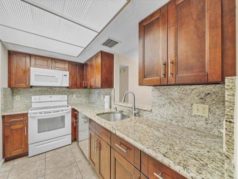 7 Willowbrook Lane Delray Beach FL 33446