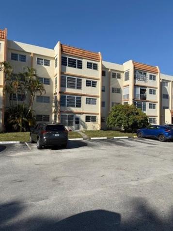 2201 NW 41st Avenue Lauderhill FL 33313