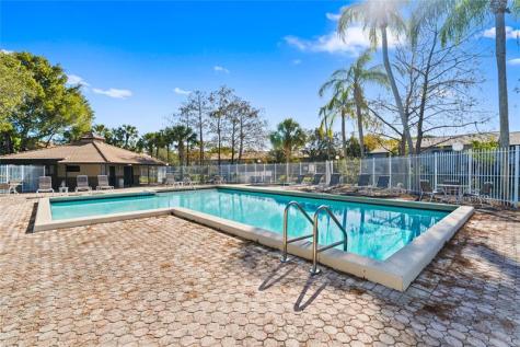 9129 N Vineyard Lake Drive Plantation FL 33324
