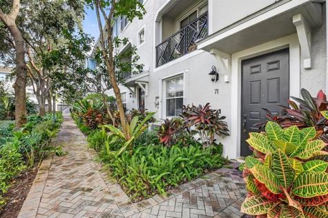 71 Atlantic Grove Way Delray Beach FL 33444