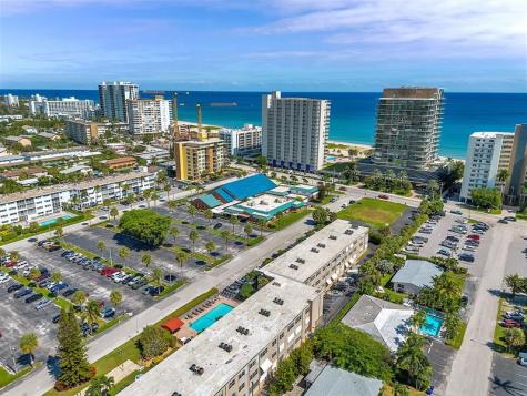 3200 NE 7th Court Pompano Beach FL 33062