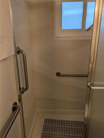 2115 NE 42nd Court Lighthouse Point FL 33064