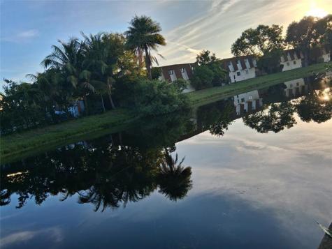 1349 Seaview North Lauderdale FL 33068