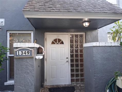 1349 Seaview North Lauderdale FL 33068