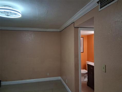 1349 Seaview North Lauderdale FL 33068