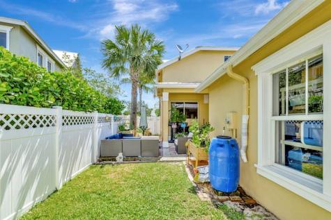 10439 SW West Park Avenue Port St Lucie FL 34987