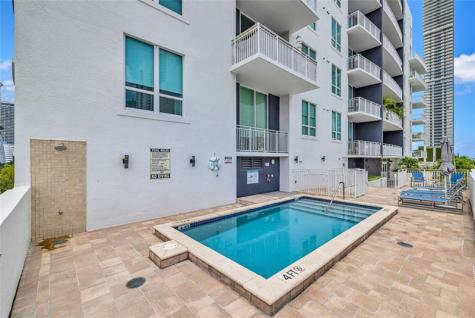 2275 Biscayne Boulevard Miami FL 33137