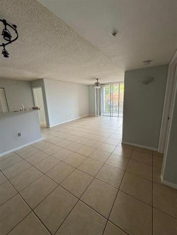 4808 N State Road 7 Pompano Beach FL 33073