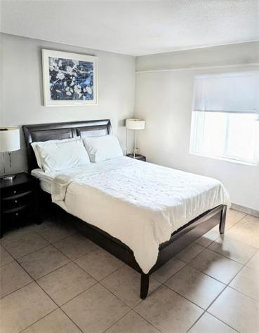 158 Riviera Circle Weston FL 33326