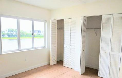 158 Riviera Circle Weston FL 33326