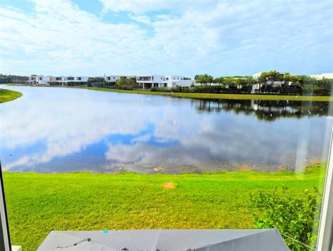 158 Riviera Circle Weston FL 33326