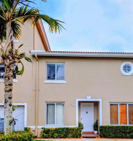 158 Riviera Circle Weston FL 33326
