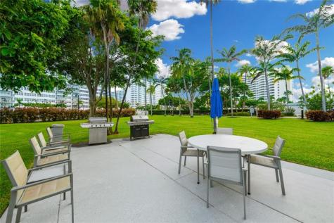 3300 NE 36th Street Fort Lauderdale FL 33308